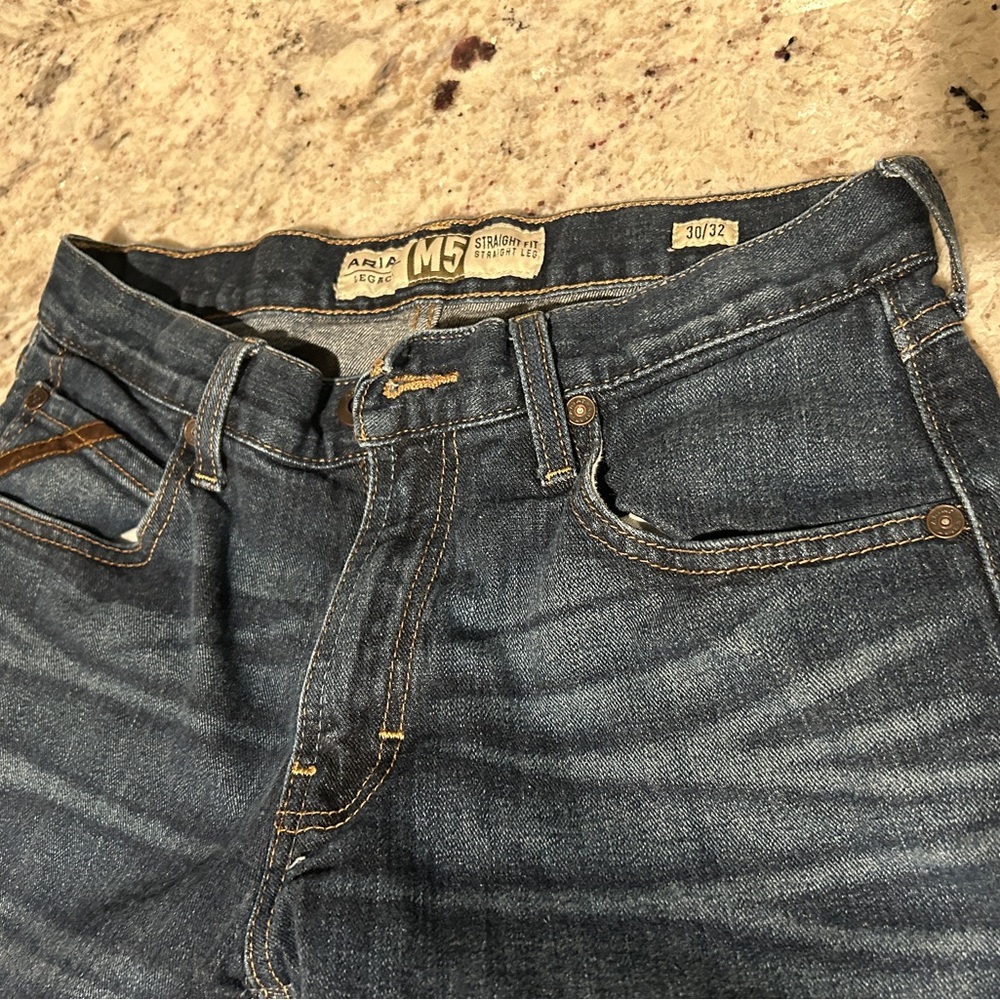 Ariat Men's Classic M5 straight leg jeans